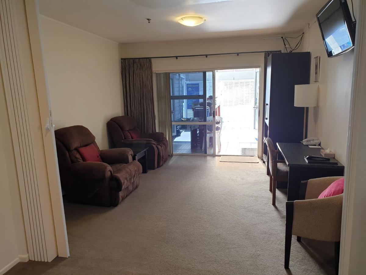 At Eden Park Motel Auckland Exterior foto